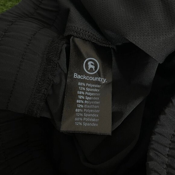 NWT Backcountry On The Go Cargo Pants Black Athletic Fit Workout Womens Sz Large - Picture 7 of 8